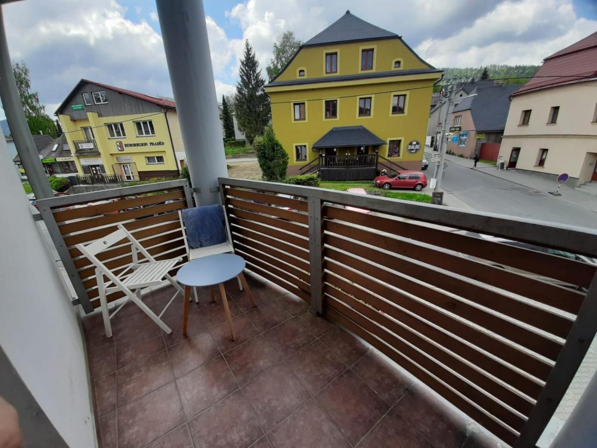 Apartmany Amade Jeseniky เวิร์บโน พอด ปราเดเดม ภายนอก รูปภาพ